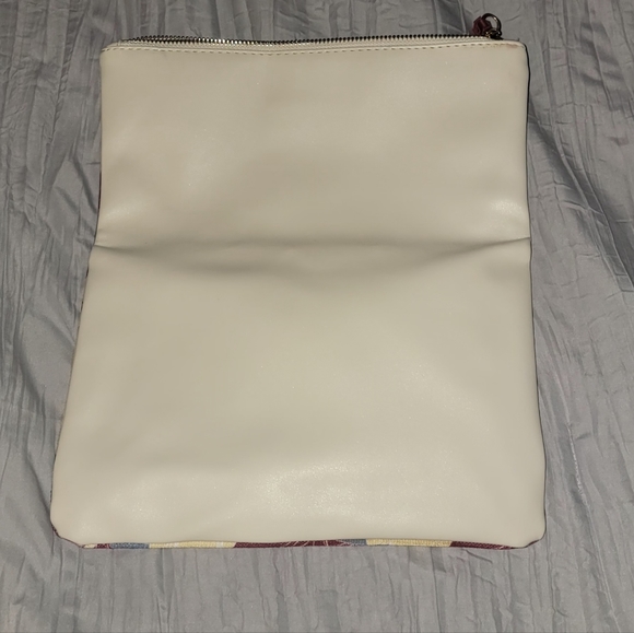 Rachel Pally Leather-Trimmed Reversible Floral Clutch - Picture 6 of 8